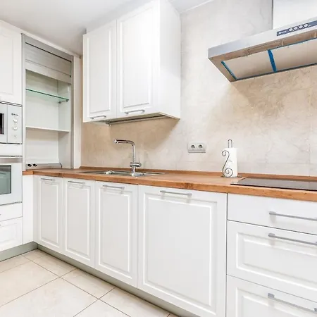 3 Bedroom Duplex With Pool In Puerto Banus Appartamento Marbella