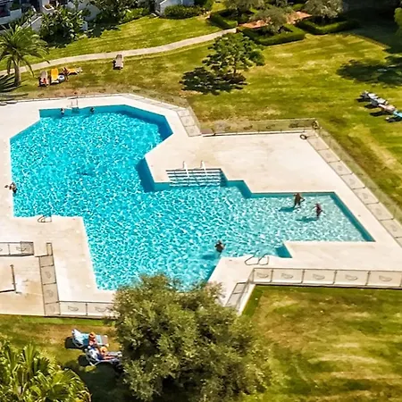 Appartamento 3 Bedroom Duplex With Pool In Puerto Banus