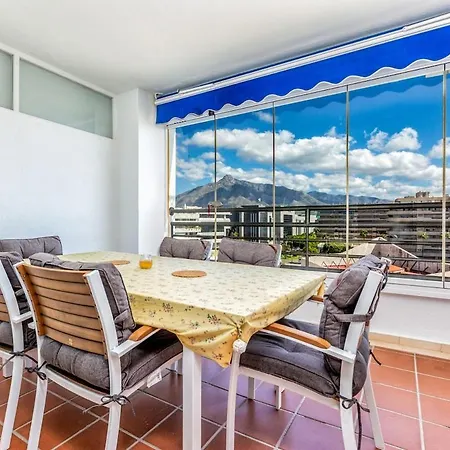 Appartamento 3 Bedroom Duplex With Pool In Puerto Banus