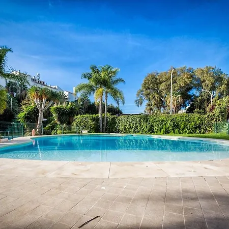 3 Bedroom Duplex With Pool In Puerto Banus Marbella