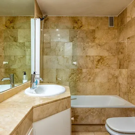 Appartamento 3 Bedroom Duplex With Pool In Puerto Banus Marbella