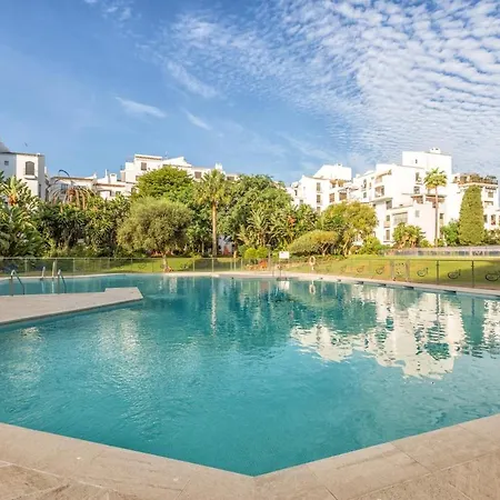3 Bedroom Duplex With Pool In Puerto Banus Marbella